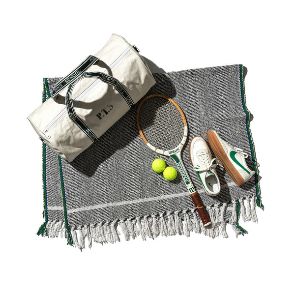 CLUBHOUSE BARREL BAG W/SHOULDER STRAP